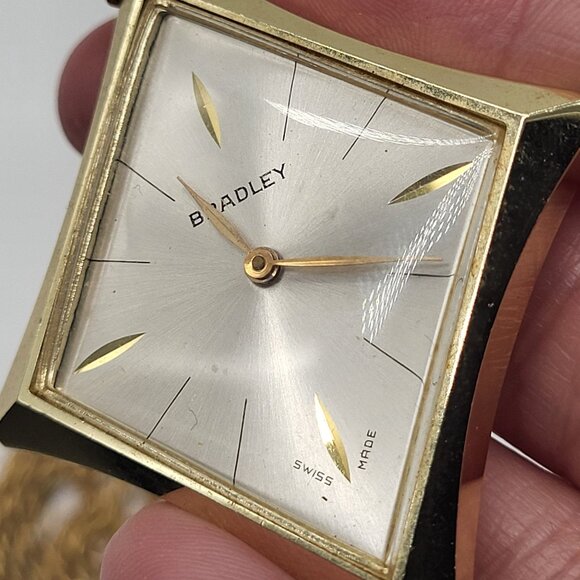 VTG Bradley Swiss Made Pendant Pocket Watch Gold Tone Diamond Shape - Picture 4 of 8